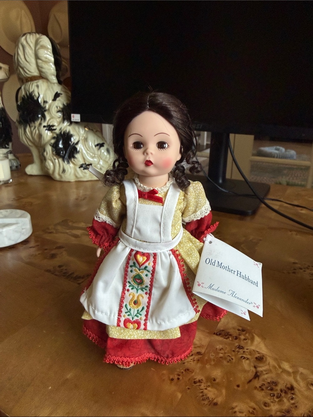 Madame Alexander Old Mother Hubbard 8" Doll